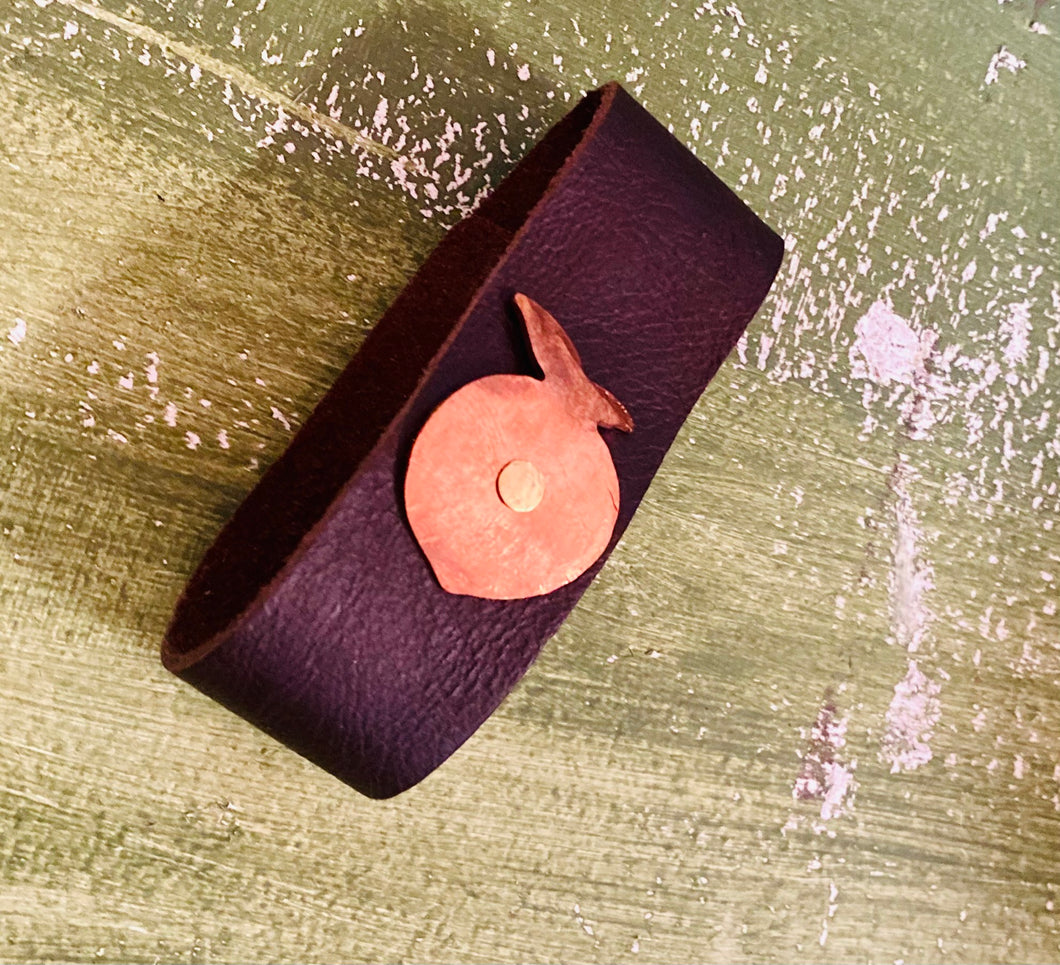 Distressed Leather Cuff GA Peach